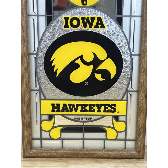 Vintage IOWA HAWKEYES Mirrored Bar Wall Clock ZA-MEKS 10" x 17" WORKS - Picture 3 of 4